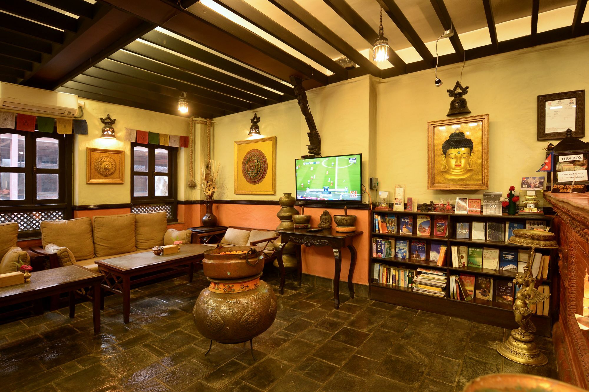 Kasthamandap Boutique Hotel Катманду Экстерьер фото